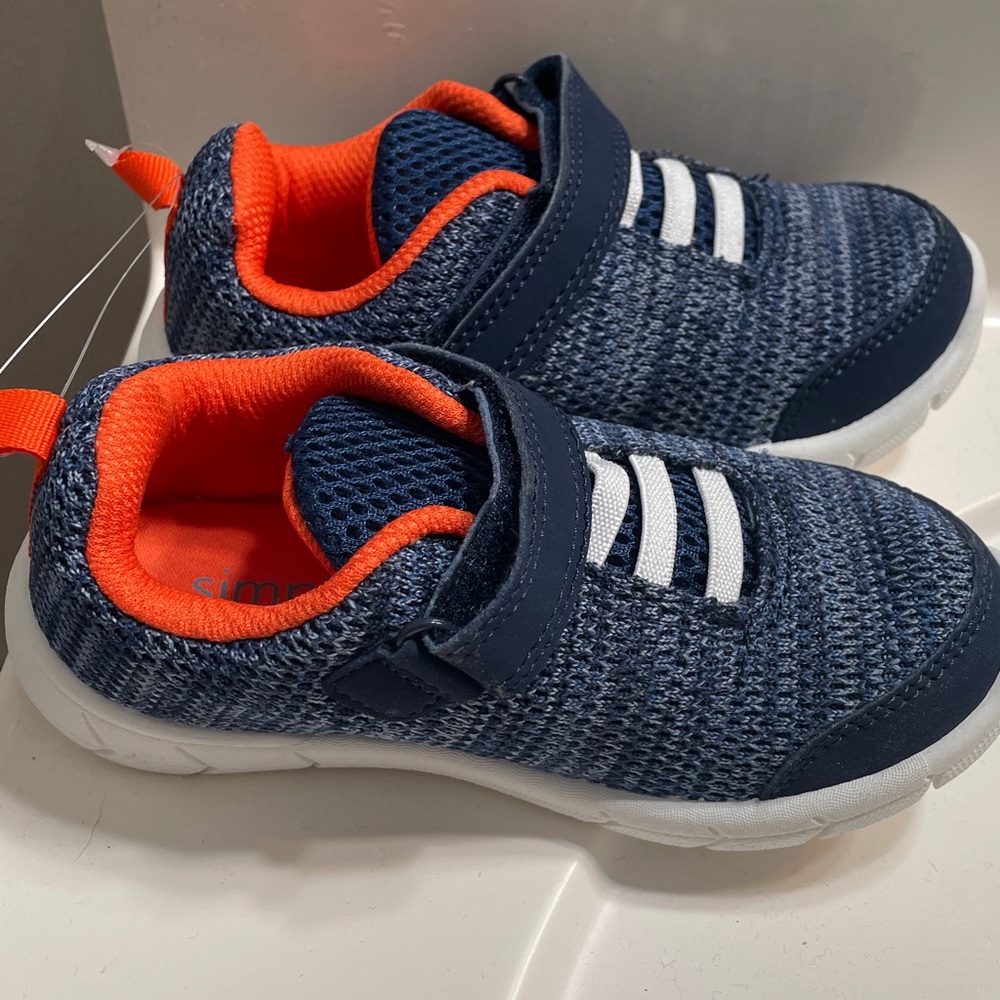 NWOT-Carters Simple Joys Jordynn Athletic Sneakers.